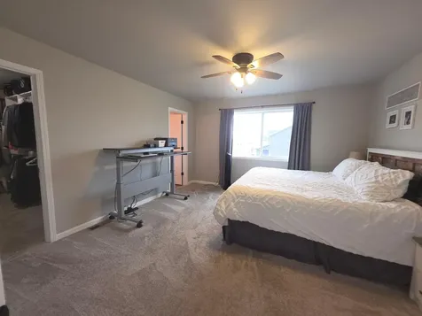 833 Cathy Drive W West Fargo ND 58078