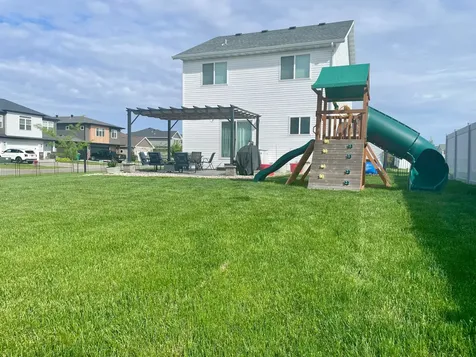 833 Cathy Drive W West Fargo ND 58078