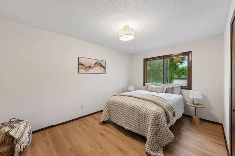 1083 126th Lane NE Blaine MN 55434