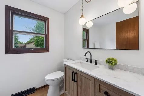 1083 126th Lane NE Blaine MN 55434
