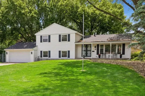 2095 Kelly Drive Golden Valley MN 55427