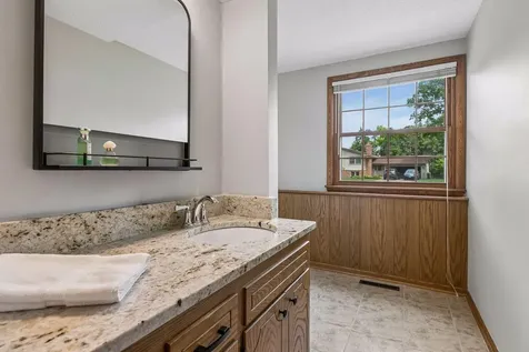 2095 Kelly Drive Golden Valley MN 55427