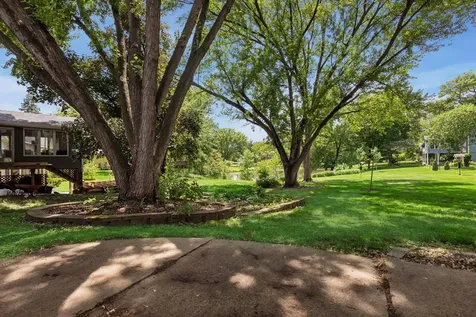 2095 Kelly Drive Golden Valley MN 55427