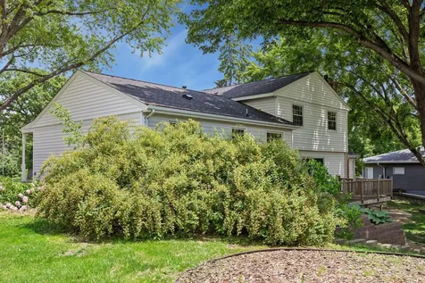 2095 Kelly Drive Golden Valley MN 55427