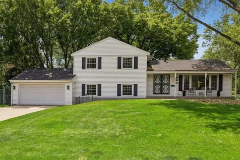 2095 Kelly Drive Golden Valley MN 55427