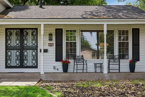 2095 Kelly Drive Golden Valley MN 55427