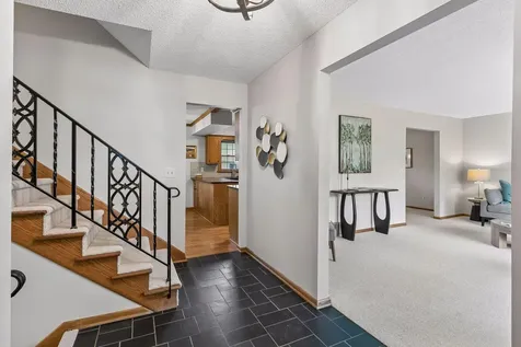 2095 Kelly Drive Golden Valley MN 55427