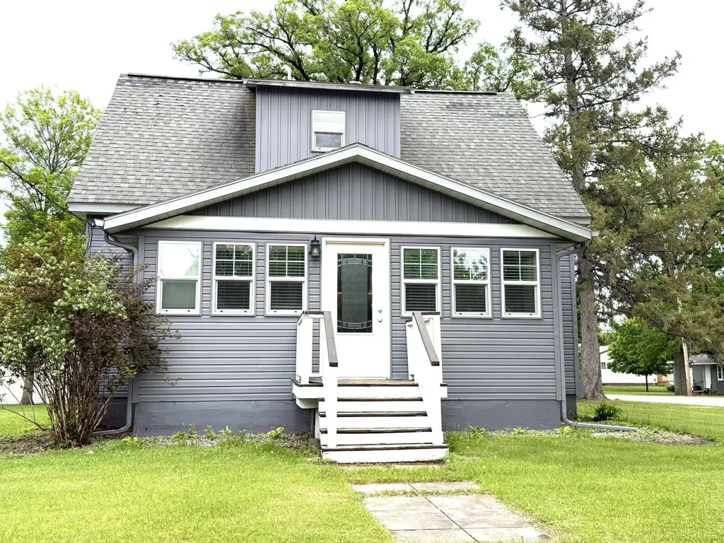 420 2nd Avenue S Erskine MN 56535