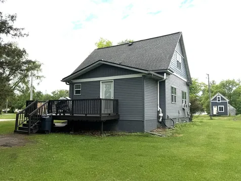 420 2nd Avenue S Erskine MN 56535