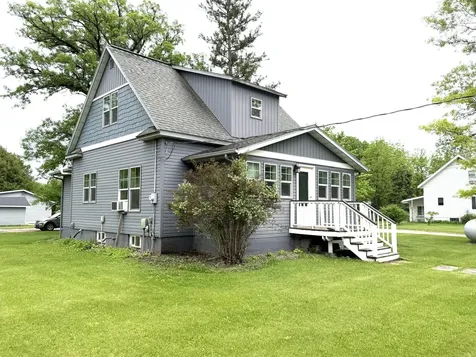 420 2nd Avenue S Erskine MN 56535