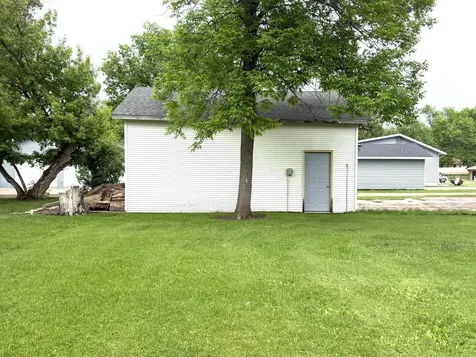 420 2nd Avenue S Erskine MN 56535