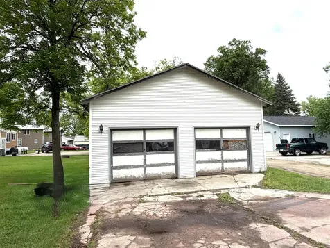 420 2nd Avenue S Erskine MN 56535