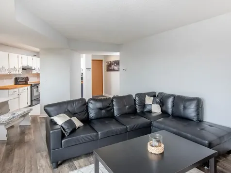 26 10th Street W Saint Paul MN 55102