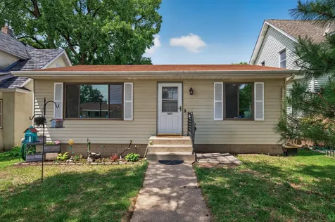 1631 Woodbridge Street Saint Paul MN 55117