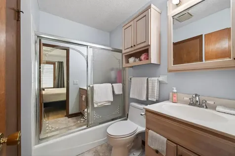 1631 Woodbridge Street Saint Paul MN 55117