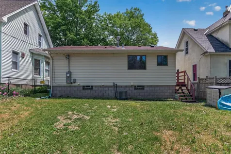 1631 Woodbridge Street Saint Paul MN 55117