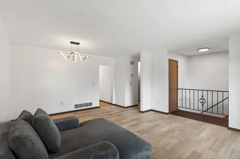 1631 Woodbridge Street Saint Paul MN 55117
