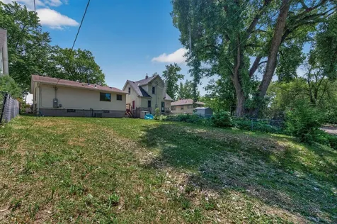 1631 Woodbridge Street Saint Paul MN 55117