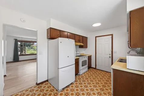 1631 Woodbridge Street Saint Paul MN 55117