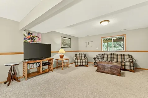405 11th Avenue NW Dodge Center MN 55927