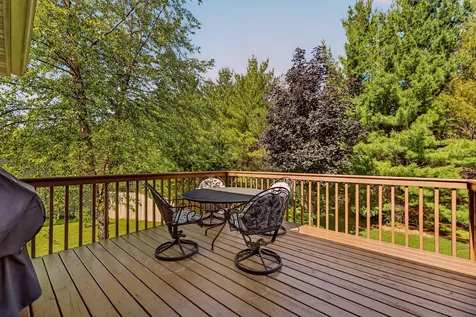 405 11th Avenue NW Dodge Center MN 55927
