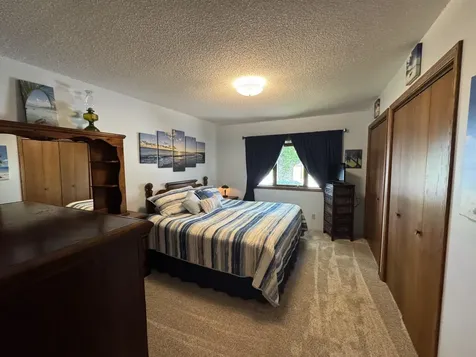 1518 Falcon Drive Fairmont MN 56031