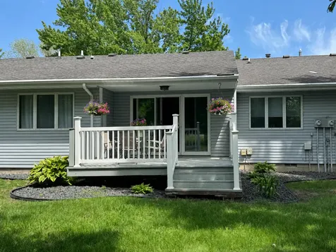 1518 Falcon Drive Fairmont MN 56031