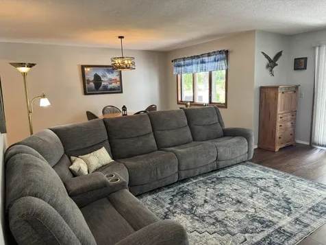 1518 Falcon Drive Fairmont MN 56031