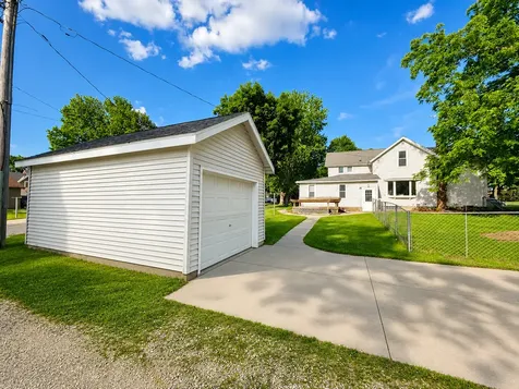 40 Spring Street Kenyon MN 55946