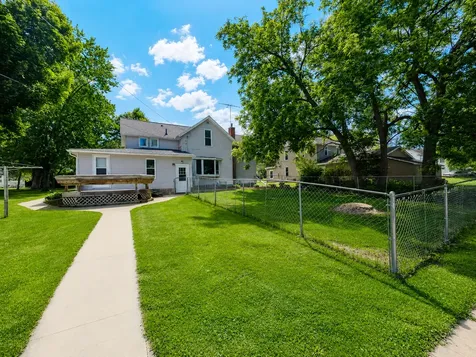 40 Spring Street Kenyon MN 55946