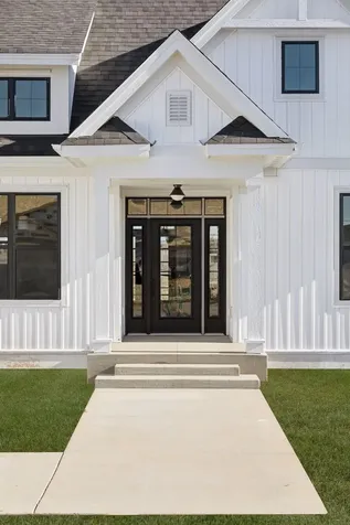 610 Field Point Street Roberts WI 54023