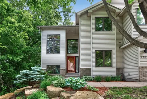 4167 Eau Claire Trail NE Prior Lake MN 55372