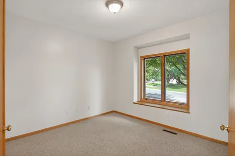 4167 Eau Claire Trail NE Prior Lake MN 55372