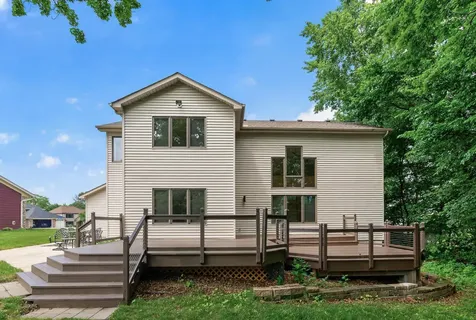 4167 Eau Claire Trail NE Prior Lake MN 55372