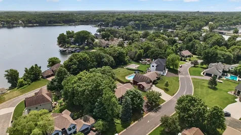 4167 Eau Claire Trail NE Prior Lake MN 55372