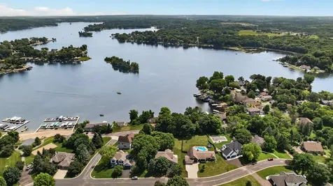 4167 Eau Claire Trail NE Prior Lake MN 55372