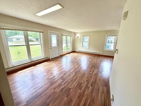 565 Madson Avenue SW Hutchinson MN 55350