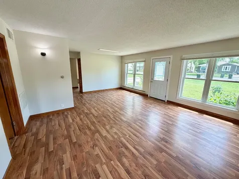 565 Madson Avenue SW Hutchinson MN 55350