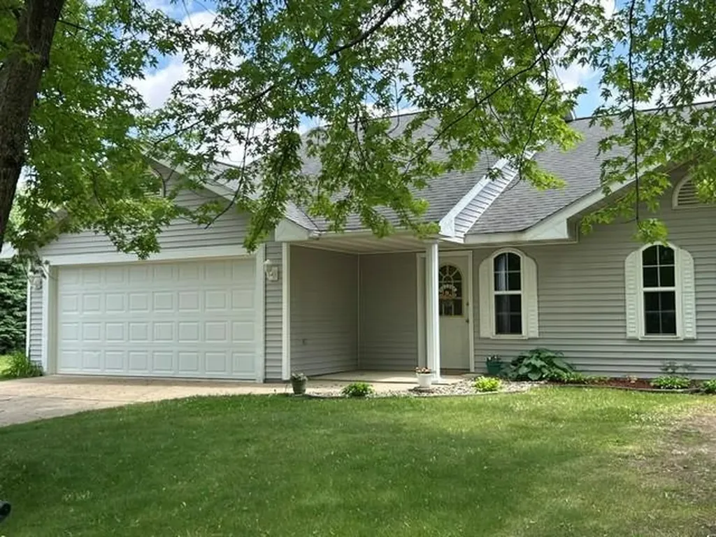 203 Lindstrom Avenue W Grove City MN 56243