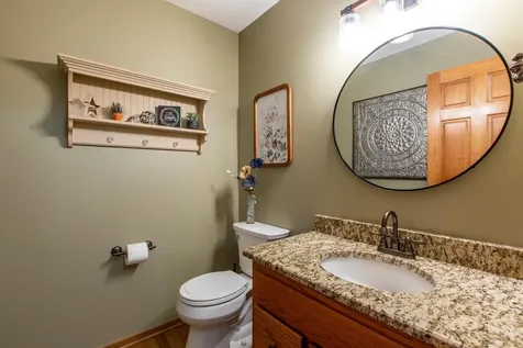 704 Country Estate Court SE Stewartville MN 55976