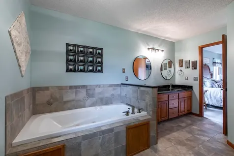 704 Country Estate Court SE Stewartville MN 55976