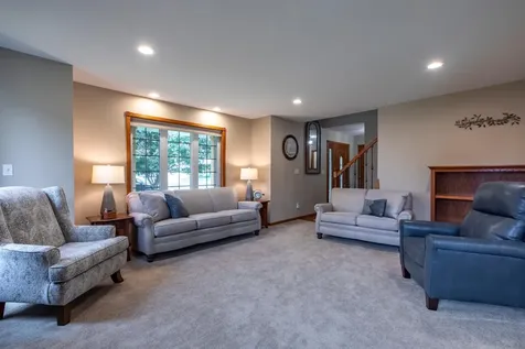 704 Country Estate Court SE Stewartville MN 55976