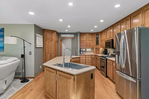 35 Marcin Hill Burnsville MN 55337