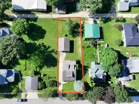 111 W Cabot Street Le Roy MN 55951