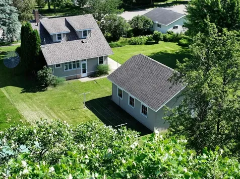 111 W Cabot Street Le Roy MN 55951