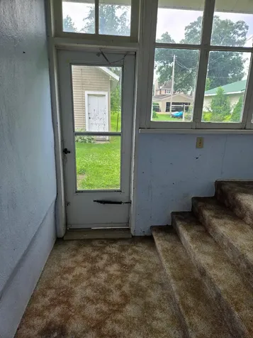 111 W Cabot Street Le Roy MN 55951