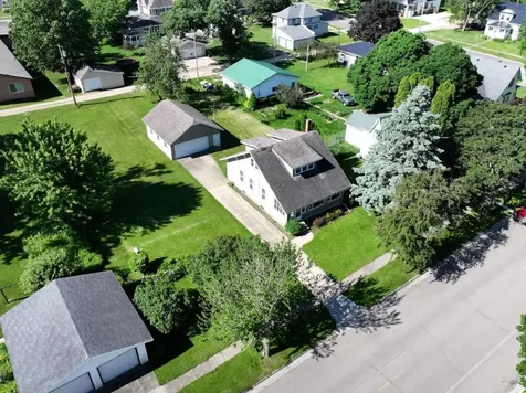111 W Cabot Street Le Roy MN 55951