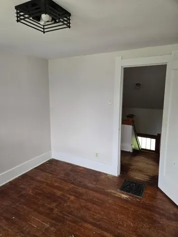 111 W Cabot Street Le Roy MN 55951