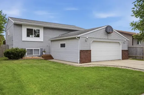 619 21st Street E West Fargo ND 58078