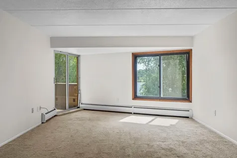 329 Geneva Avenue N Oakdale MN 55128